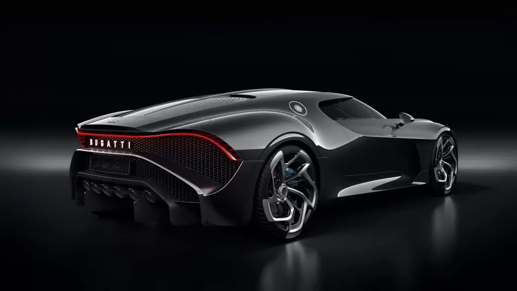 Dünyanın En Pahalı Otomobili Bugatti La Voiture Noire Arkası